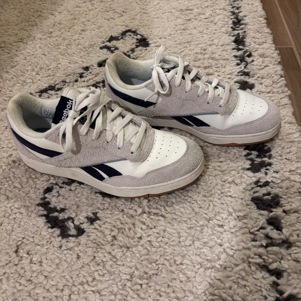 Set active x Reebok sneaker limited edition